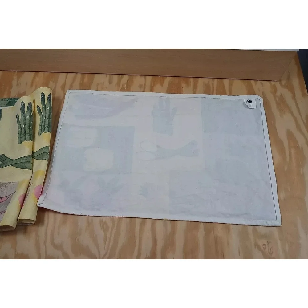 Lot Of 4 Vintage Hartstonz Placemats Vegetable Pattern Cloth Placemats‎ 1996